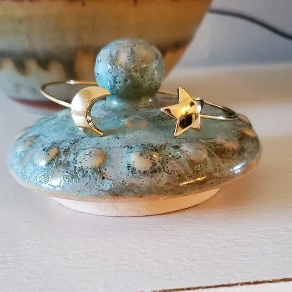 Moon and Star Bangle - Picture 3 of 6